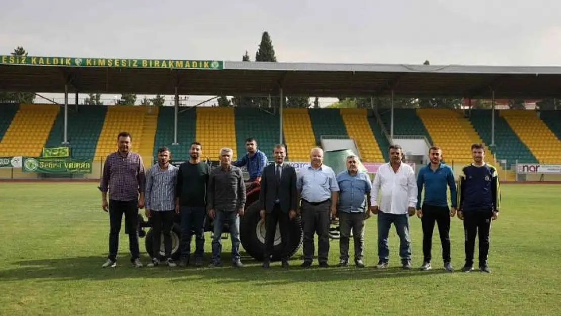 'Atatürk Stadyumu´nda bakım çalışmaları başladı'