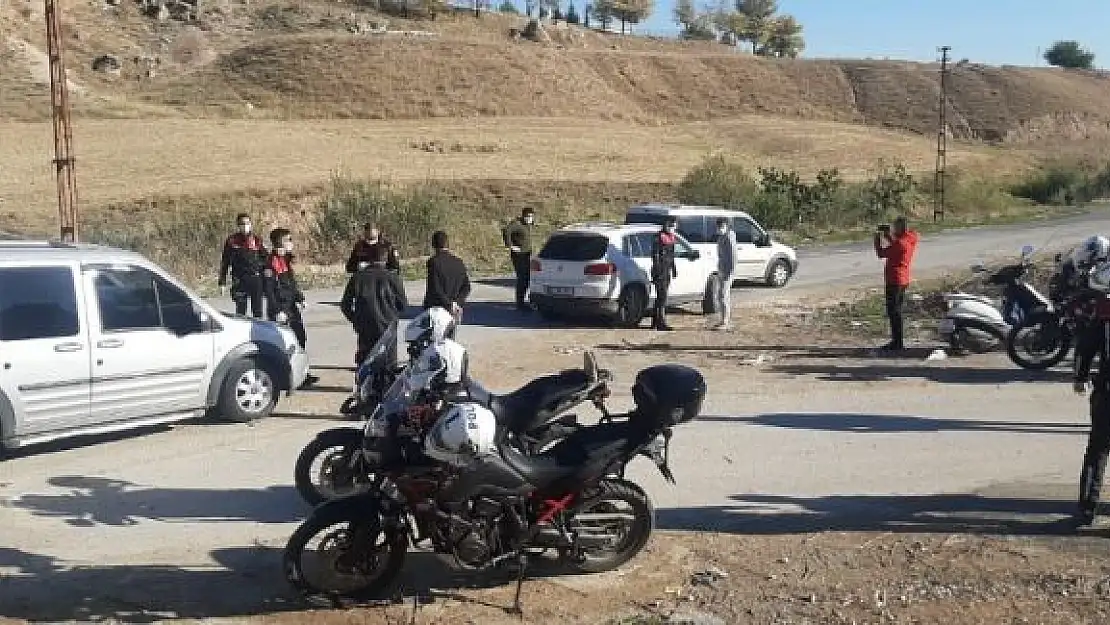 'Av tüfekleri, fişekler ve tabanca ele geçirildi'