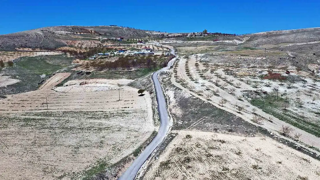 36 yıllık yol sorunu çözüldü