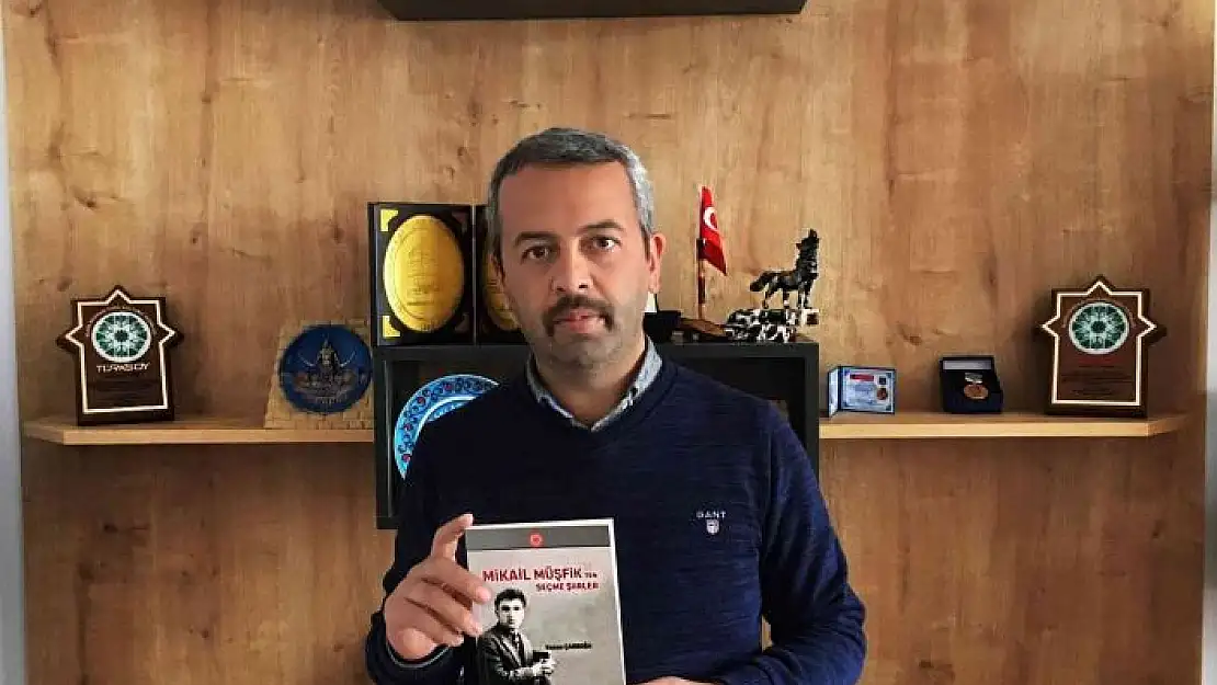 'Azerbaycan´ın şehit şairi Mikail Müşfik Türkiye Türkçesine aktarıldı'