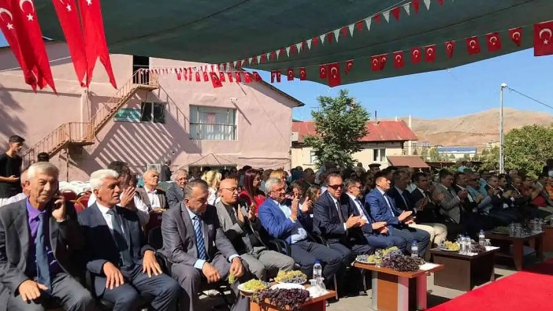 'Bağbozumu ve reyhan hasat şenlikleri başladı'