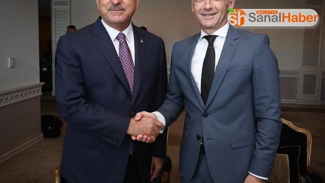 Bakan Çavuşoğlu Alman mevkidaşı ile görüştü