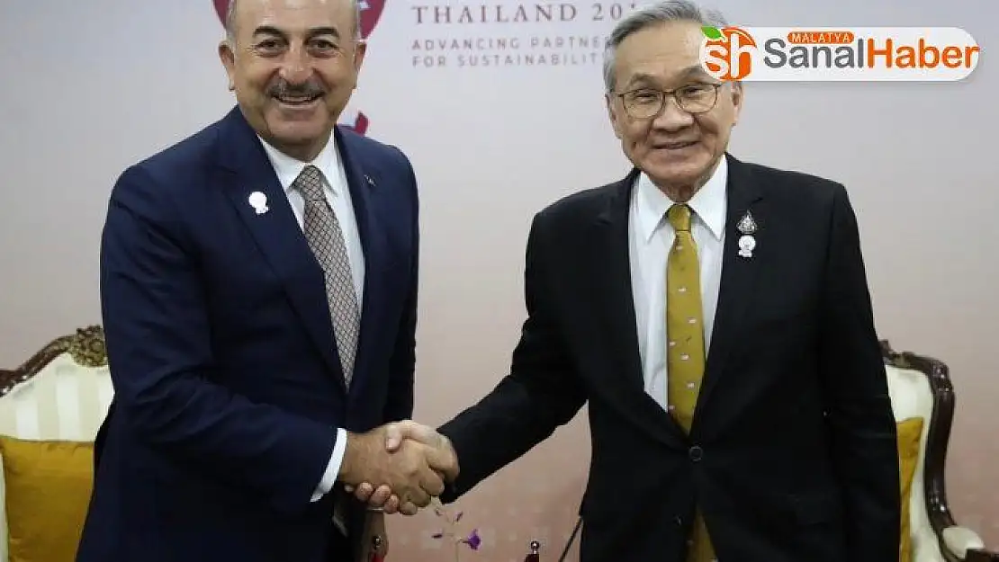 Bakan Çavuşoğlu, Tayland Dışişleri Bakanı Pramudwinai ile görüştü