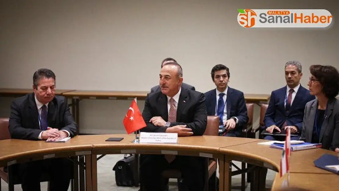 Bakan Çavuşoğlu, Ürdün Dışişleri Bakanı Safadi ile görüştü