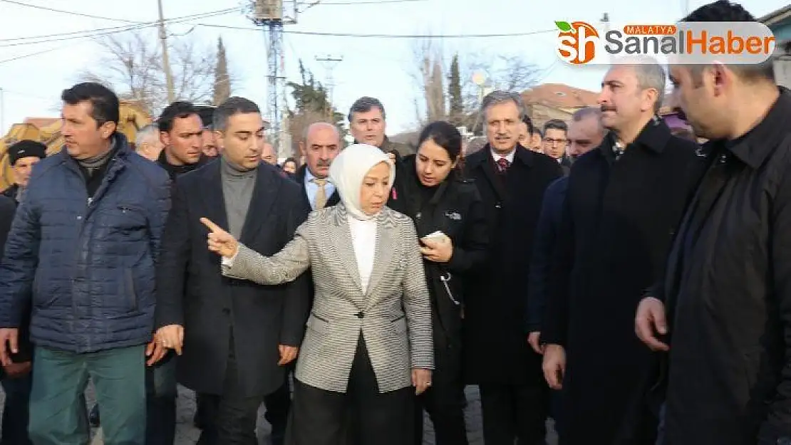 Bakan Gül deprem bölgesinde