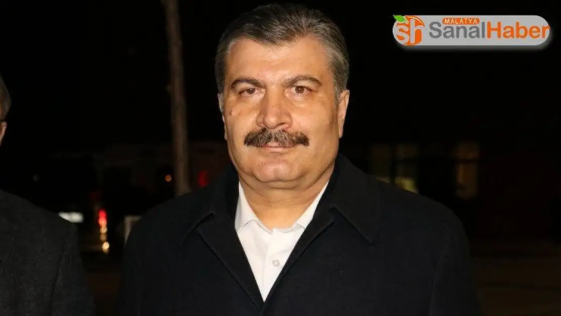 Bakan Koca: 'Her geçen gün takip ettiğimiz hasta sayısı azalıyor, kritik hastamız bulunmuyor'