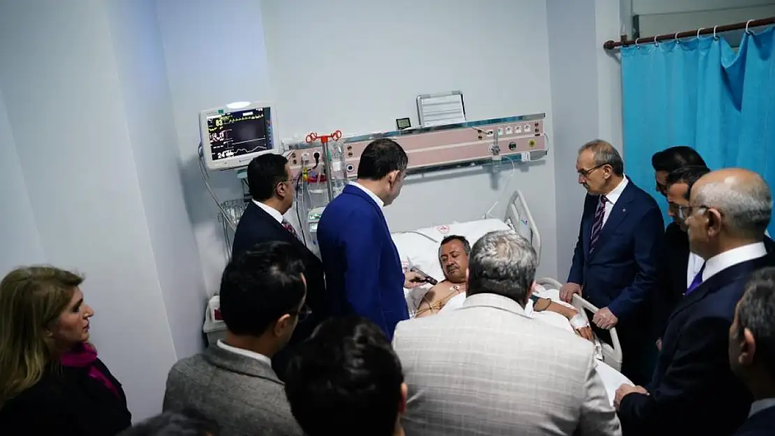Bakan Kurum Ali Bakan'ın sağlık durumu hakkında bilgi aldı