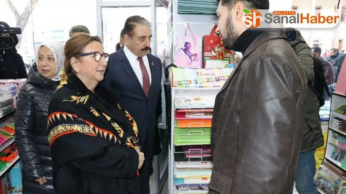 Bakan Pekcan, esnaflarla buluştu