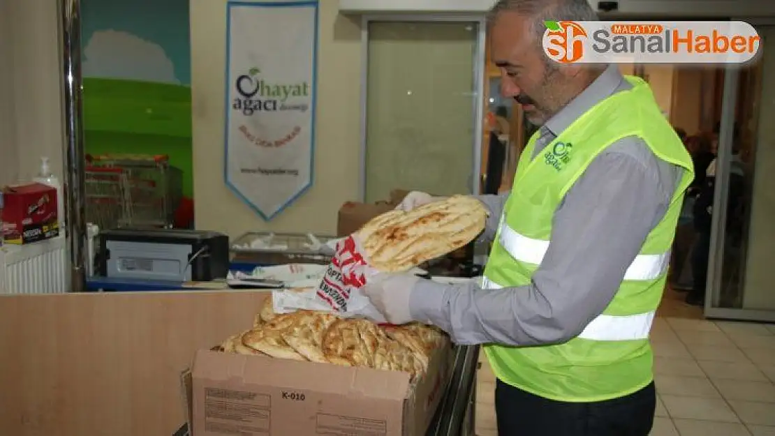 Barış Pınarı Harekâtı için pide bağışladı