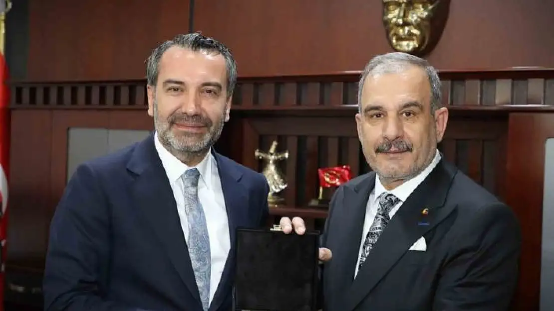 'Başkan Alan:  Başkan Şerifoğulları ikinci dönemde de birçok önemli projeyi hayata geçircektir'