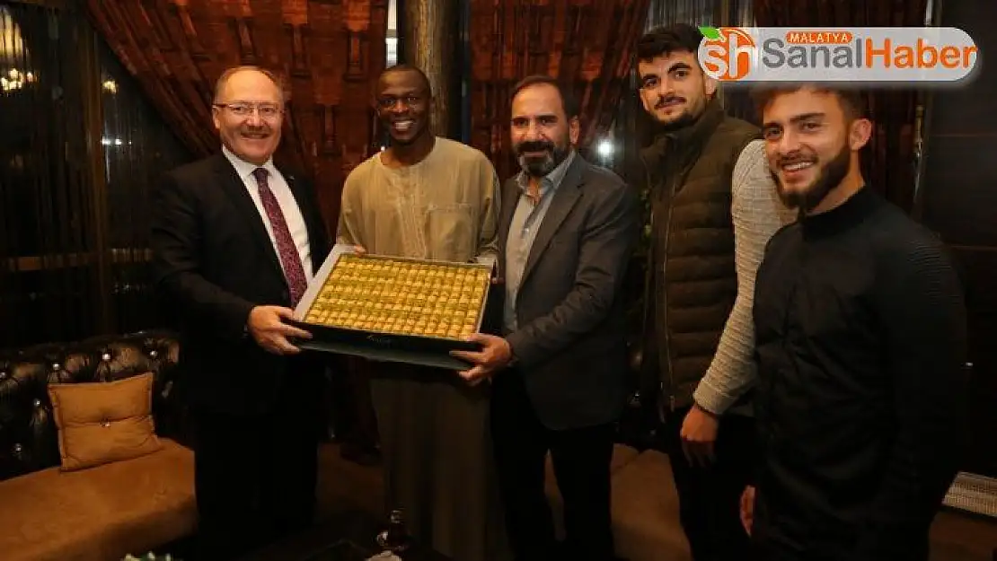 Başkan Bilgin'den Fenerbahçe maçı öncesi Sivasspor'a moral ziyareti
