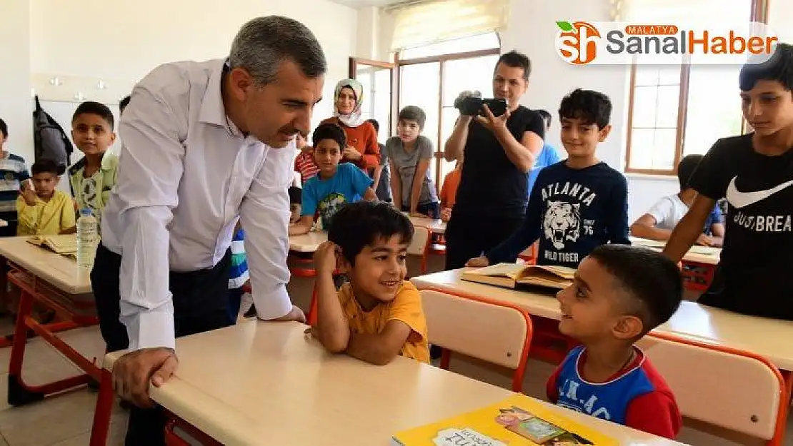 Başkan Çınar'dan öğrencilere ödül