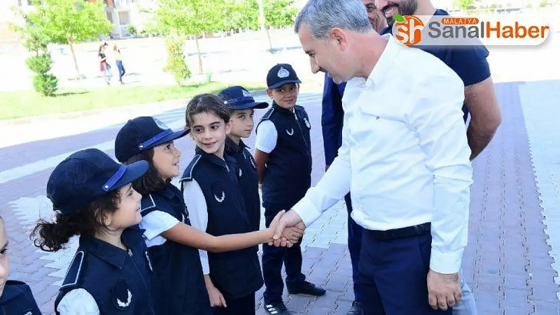 Başkan Çınar, gönüllü zabıta ekibiyle denetime çıktı