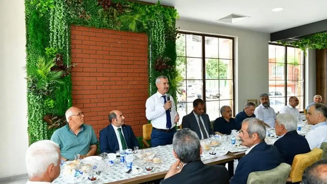 'Başkan Çınar, Gündüzbey sosyal tesislerinde mahalle sakinlerini ağırladı'