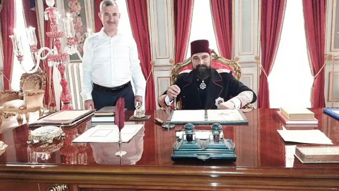 'Başkan Çınar, ''Payitaht-Abdulhamid'' dizi setini ziyaret etti'