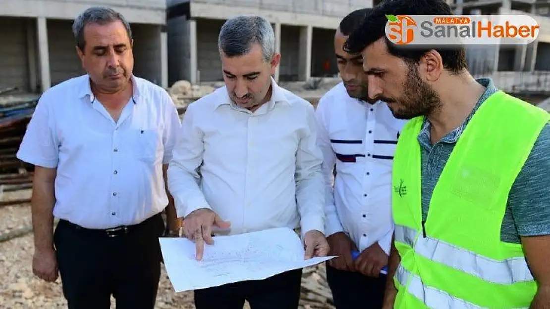 Başkan Çınar, Yeşil Yaka inşaatlarını yerinde inceledi