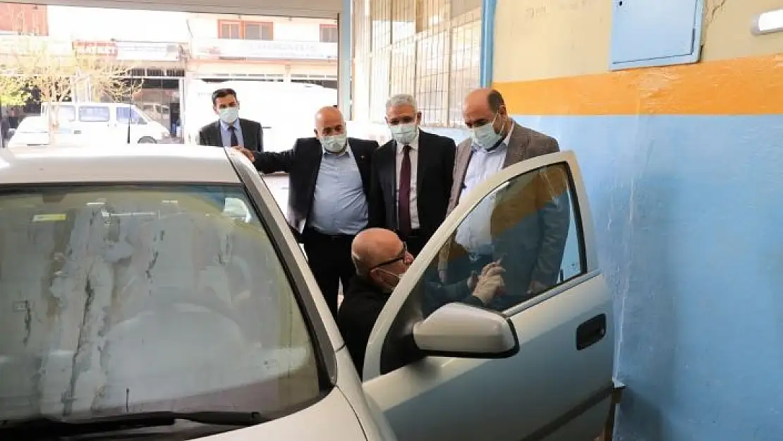 'Başkan Güder esnafın taleplerini dinledi'