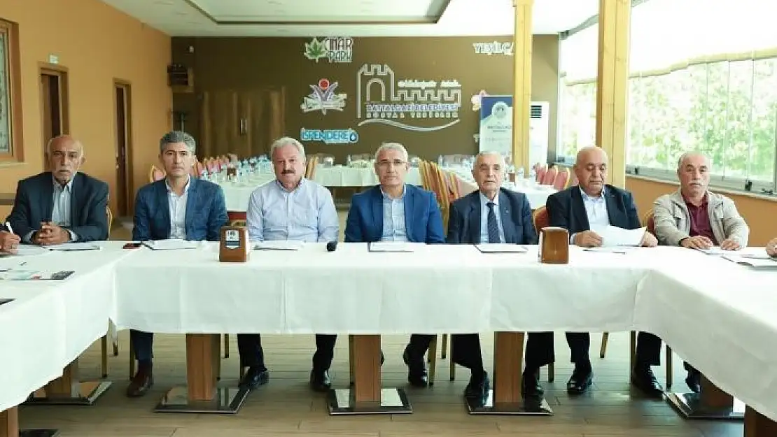 'Başkan Güder, oda başkanlarına dijital ruhsat sistemini tanıttı'