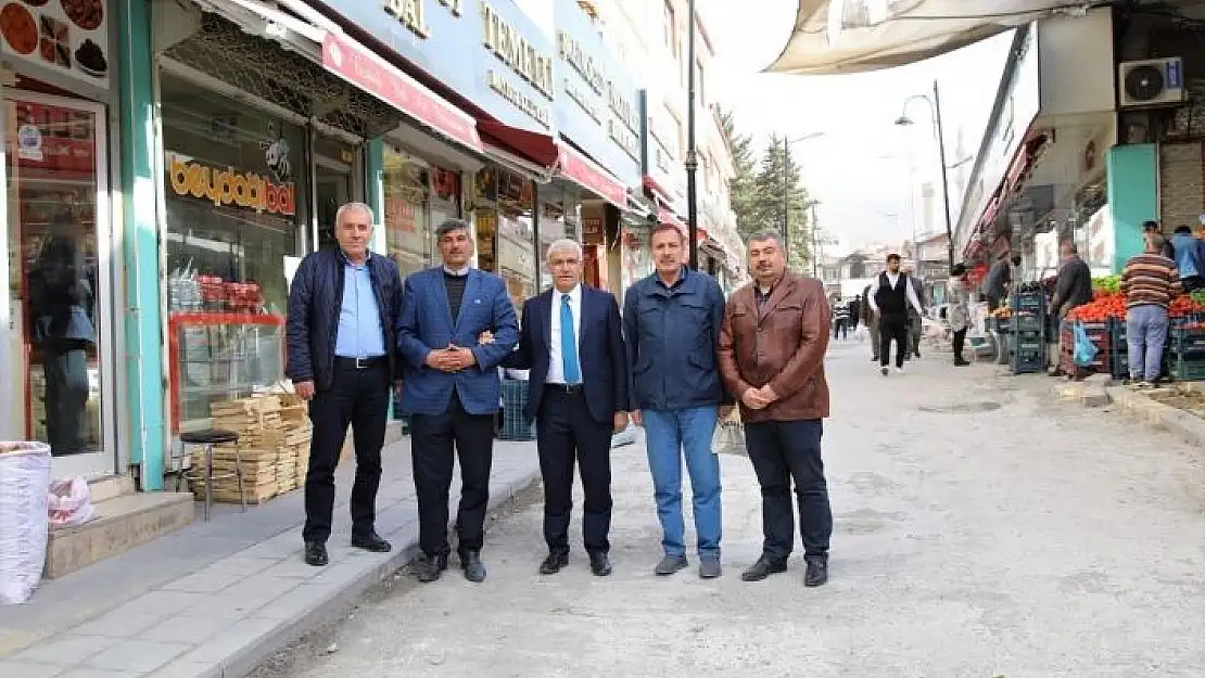 'Başkan Güder, prestij sokaktaki çalışmaları inceledi'