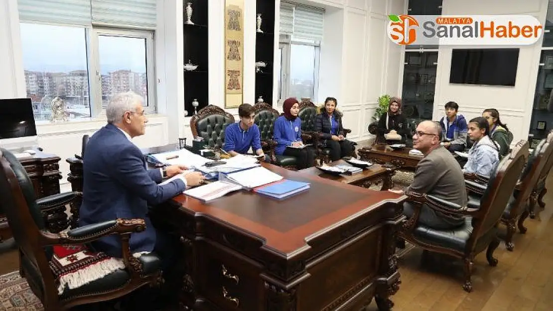 Başkan Güder:Siyasete, topluma faydalı işler yapmak için girdim