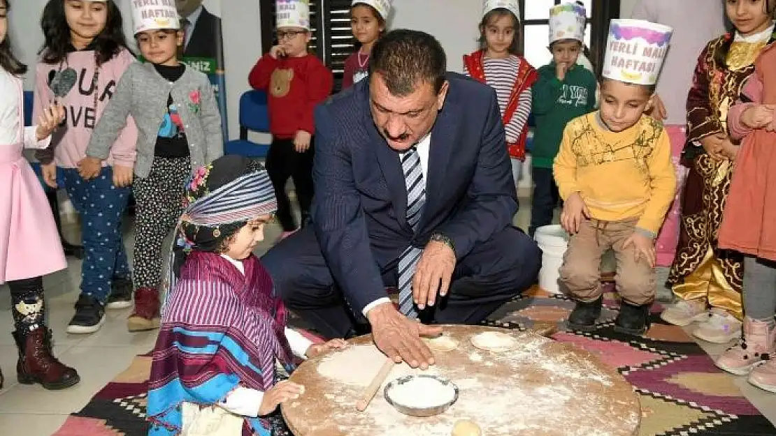 'Başkan Gürkan: ''Çocuklarımızı yerli malı hakkında bilinçlendirmeliyiz'''