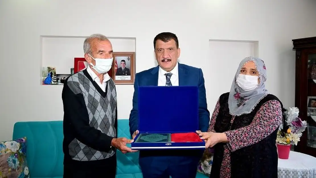 'Başkan Gürkan´dan şehit ailelerine ziyaret'