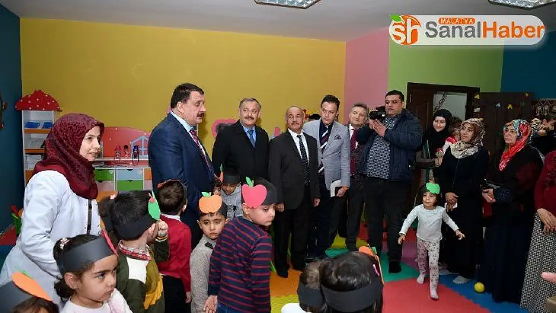 Başkan Gürkan, öğrencilere yerli malının önemini anlattı