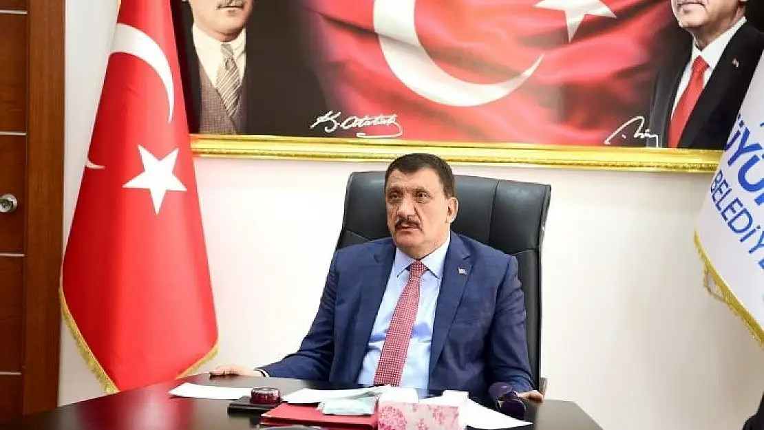 'Başkan Gürkan, öğrencilerle söyleşiye katıldı'