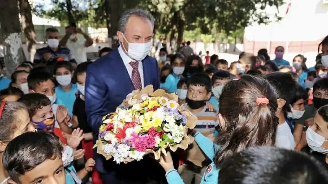 'Başkan Kılınç, 23 Nisan Ulusal Egemenlik ve Çocuk Bayramını kutladı'