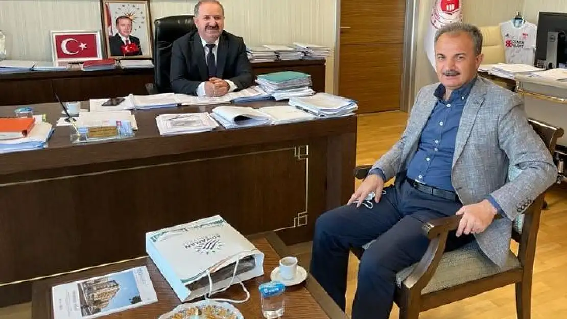 'Başkan Kılınç, millet bahçesi için Ankara´da'