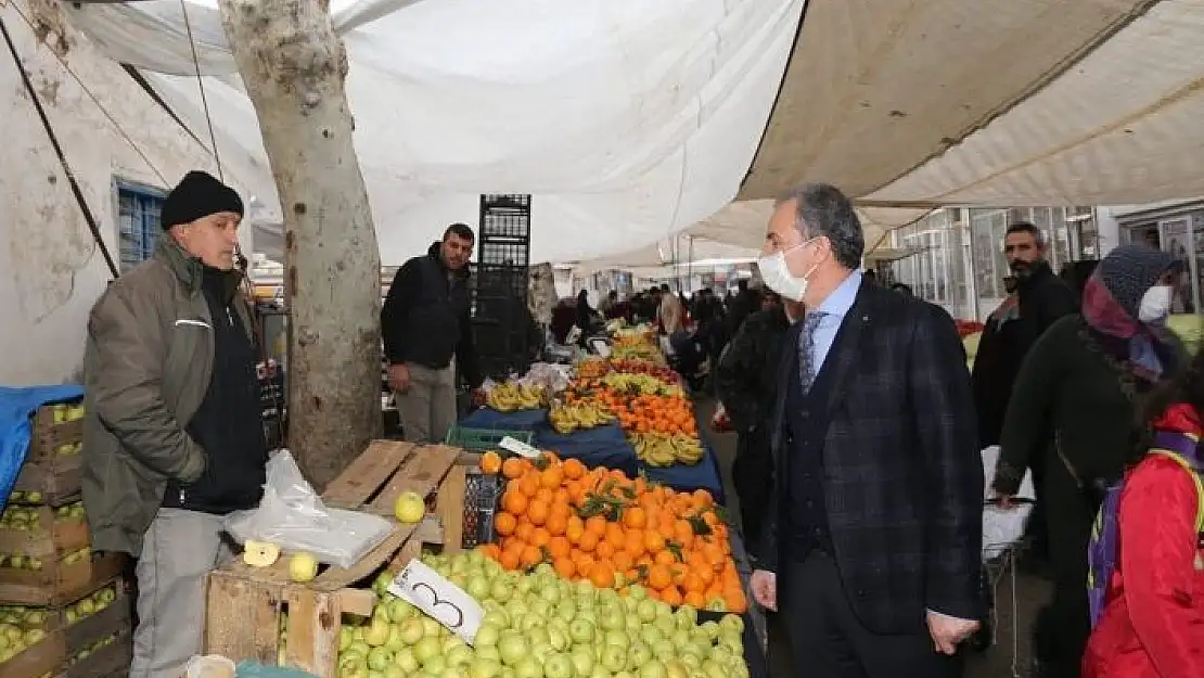 'Başkan Kılınç, pazar esnafıyla bir araya geldi'