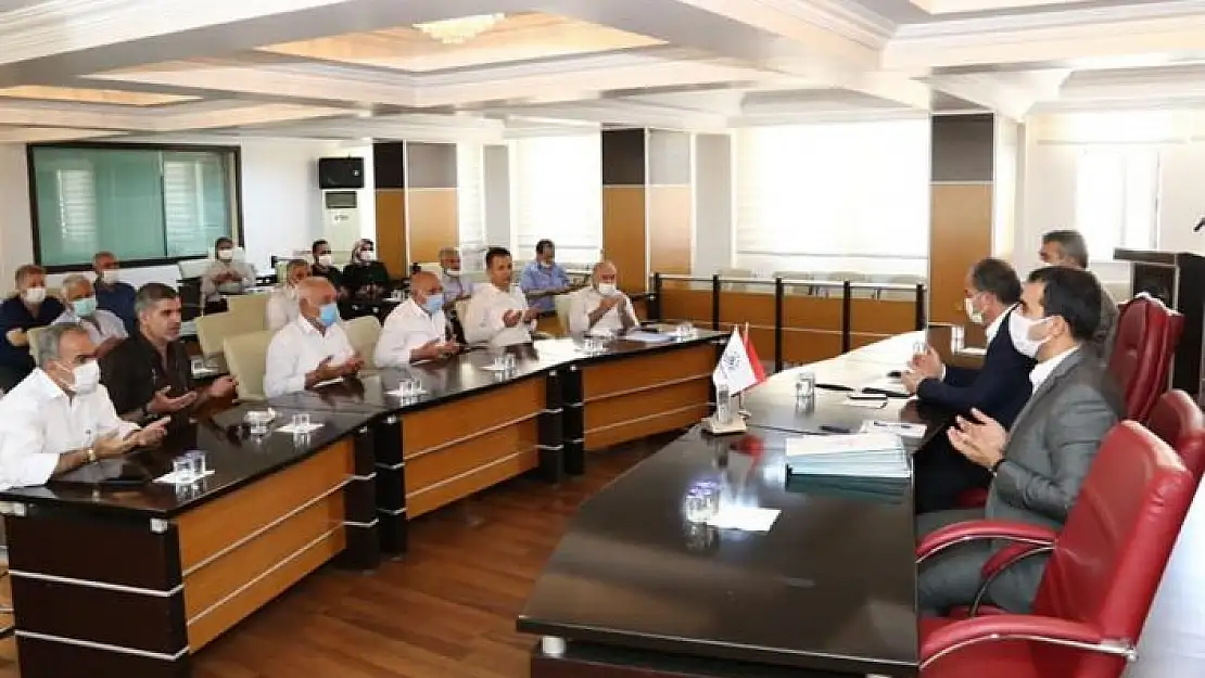 'Başkan Kılınç´tan muhtarlara sertifika takdimi'