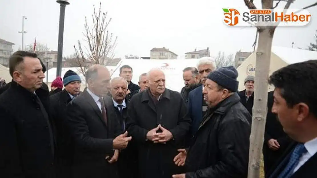 Başkan Şahan depremzedelerle bir araya geldi