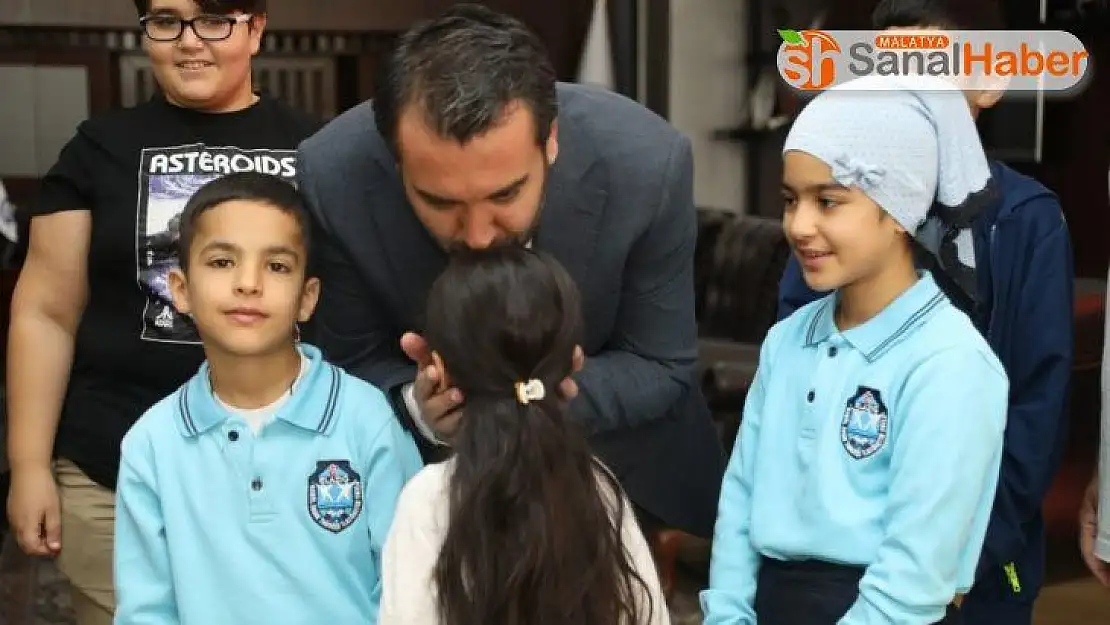 Başkan Şerifoğulları  çocuklarla bir araya geldi