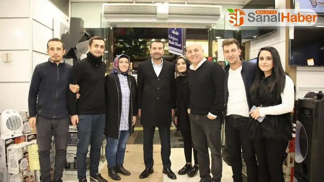 Başkan Şerifoğulları, vatandaşla iç içe