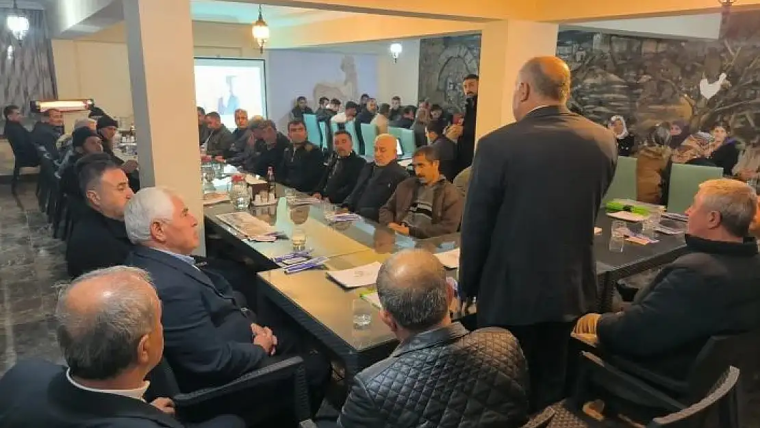 'Başkan Zelyurt hizmetlerini anlattı'