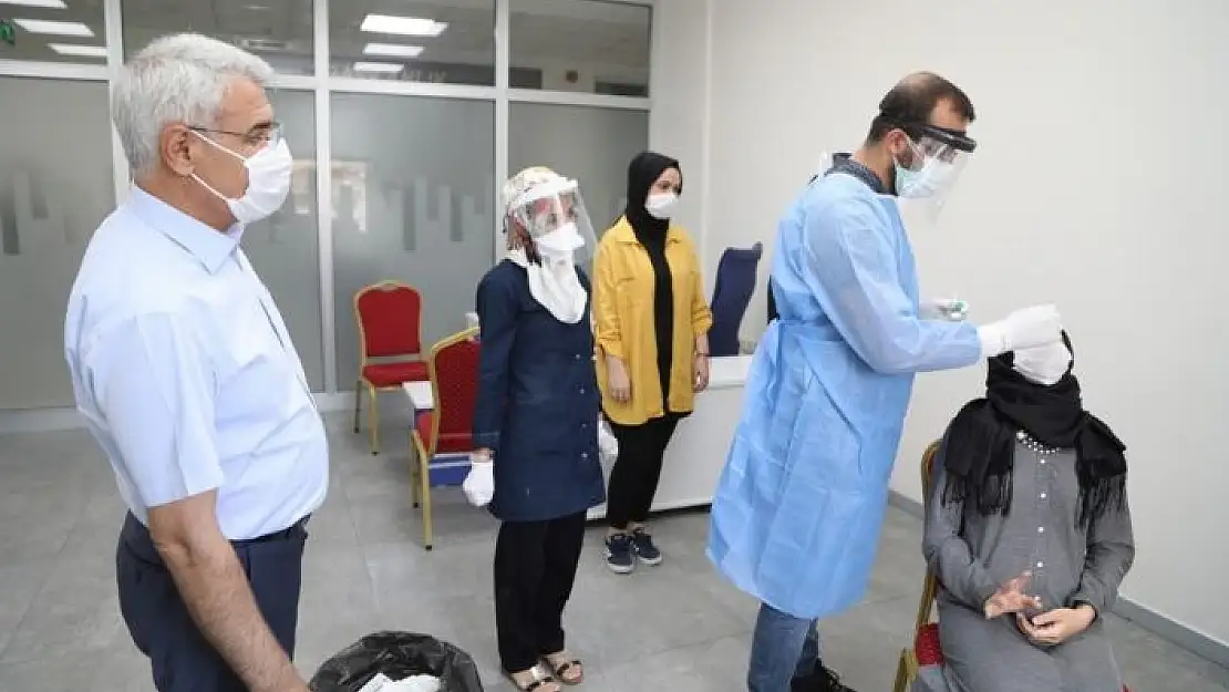 'Battalgazi Belediyesi personeli covid-19 testi yaptırdı'
