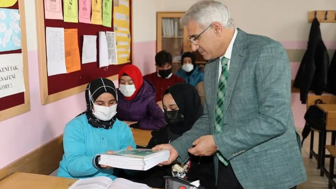 'Battalgazi´deki öğrencilere eğitim desteği sürüyor'