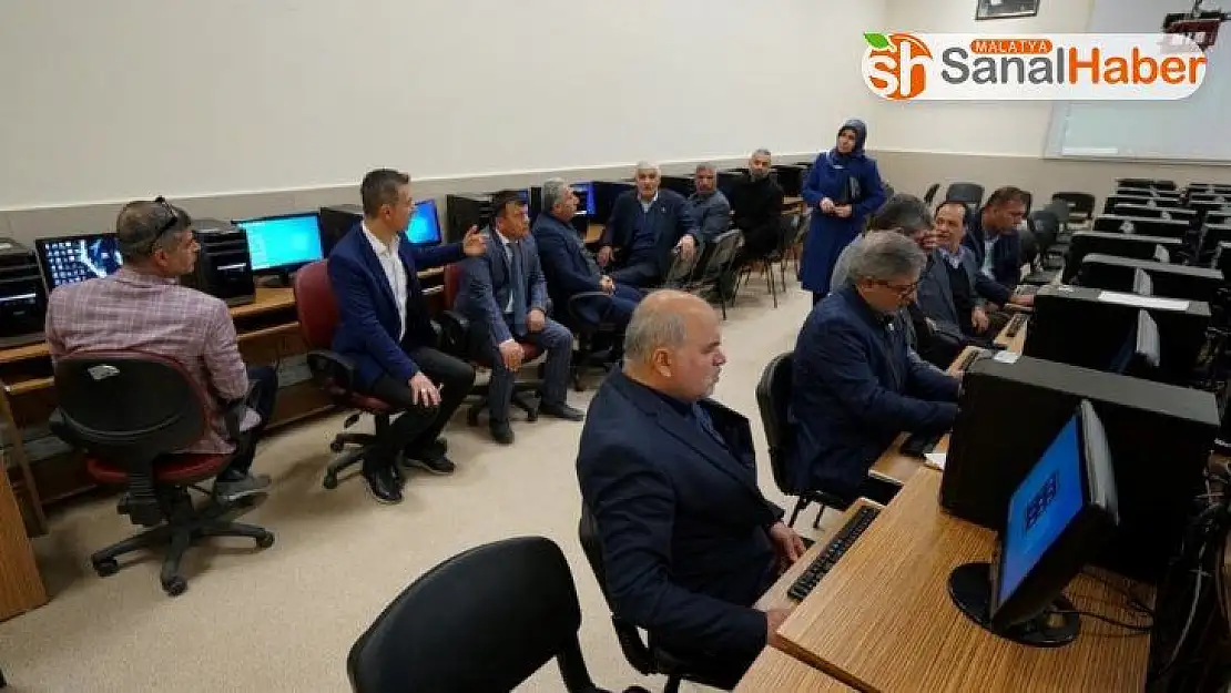 Belediyeden muhtarlara eğitim
