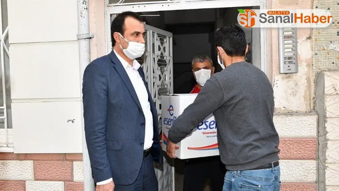 Malatya Büyükşehir'den Berber ve kuaförlere gıda yardımı