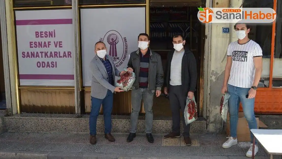 Berberlere malzeme yardımı
