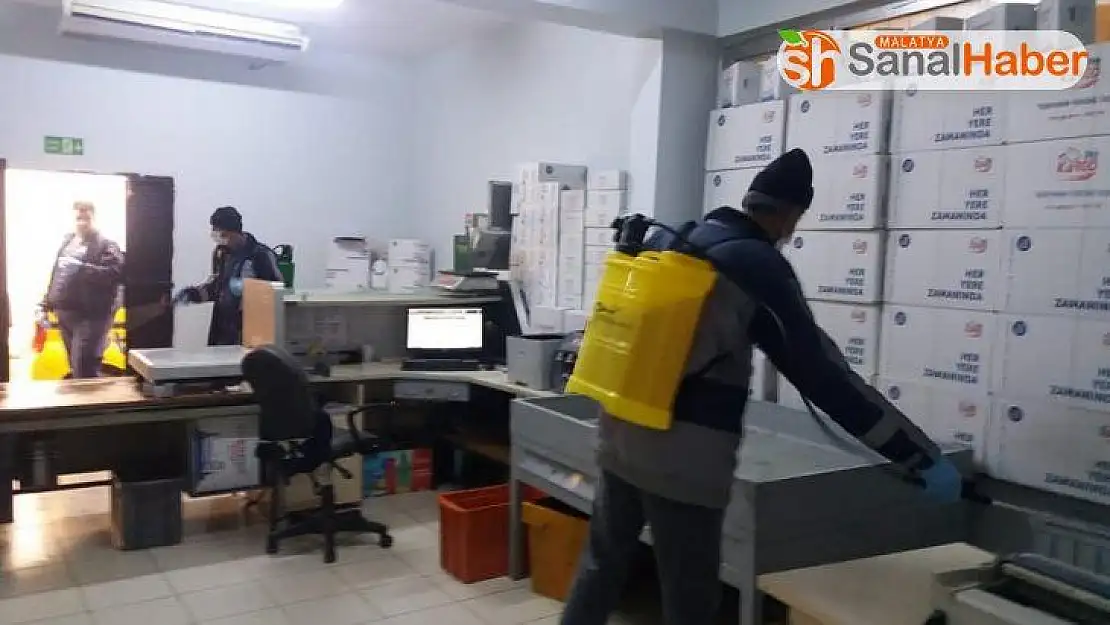 Besni'de dezenfekte çalışmaları devam ediyor