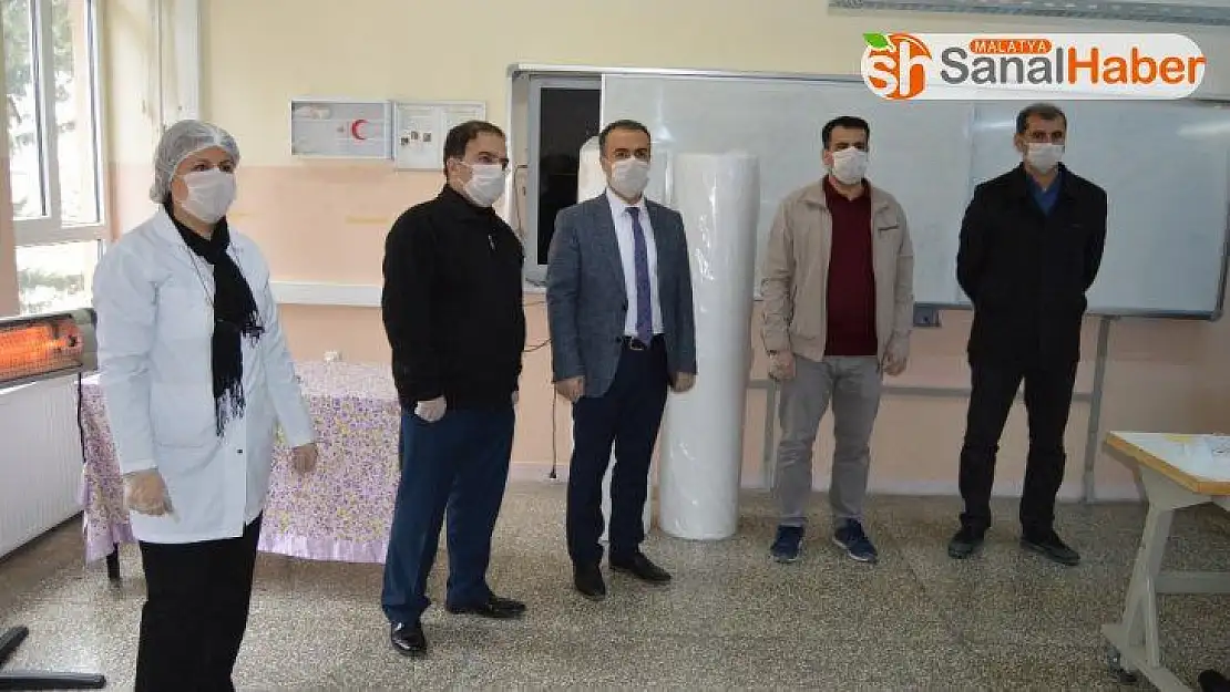 Besni'de maske üretimi başladı