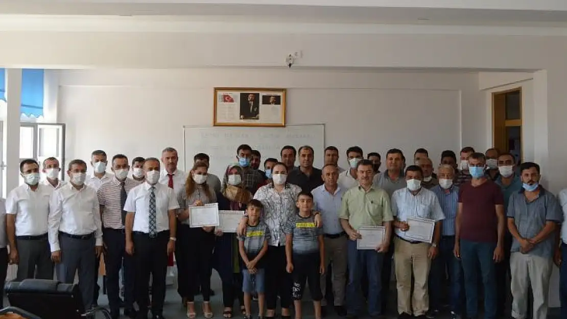 'Besni´de mesleki eğitim merkezi kursiyerleri diplomalarına kavuştu'