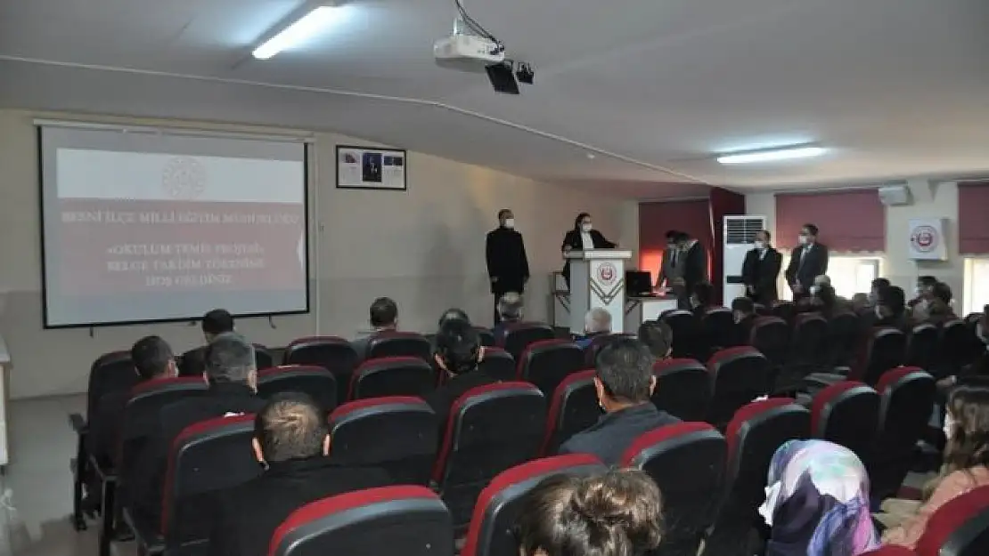 'Besni´de `Okulum temiz´ belgesi programı düzenlendi'
