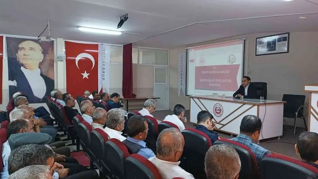 'Besni ilçesinde muhtarlarla toplantı yapıldı'