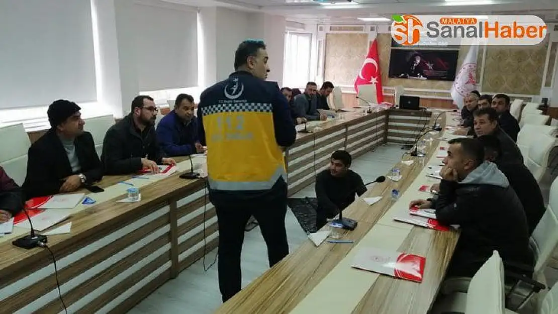 Besni itfaiyesi ilk yardım eğitimi aldı