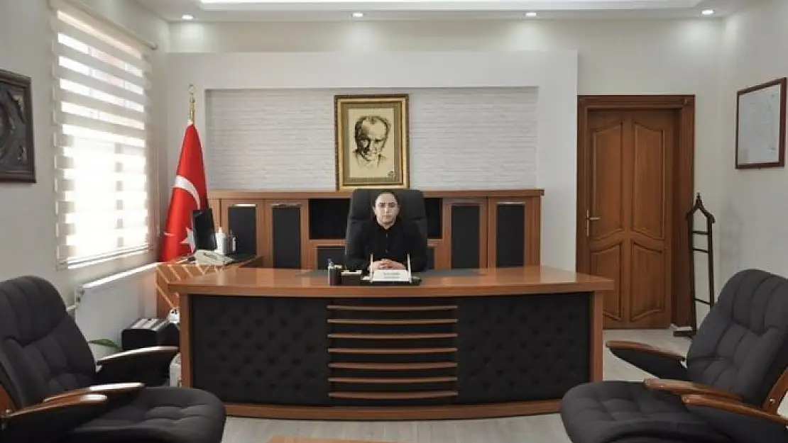 'Besni Kaymakamı Nazlı Demir göreve başladı'