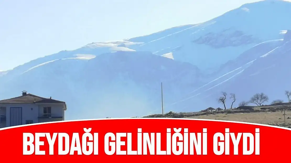 Beydağı gelinliğini giydi
