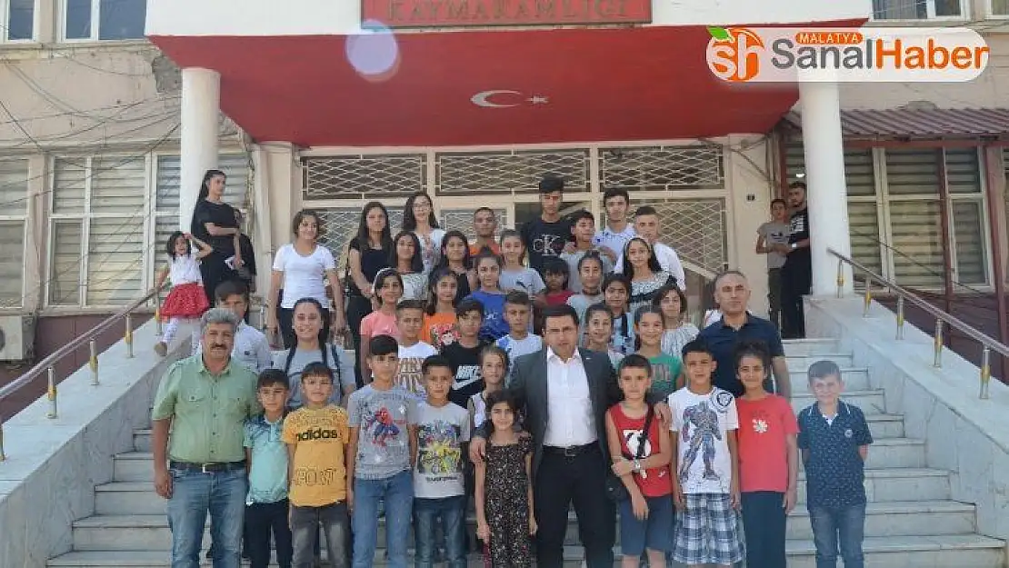 Beytüşşebaplı öğrenciler Sivas'ı gezdi